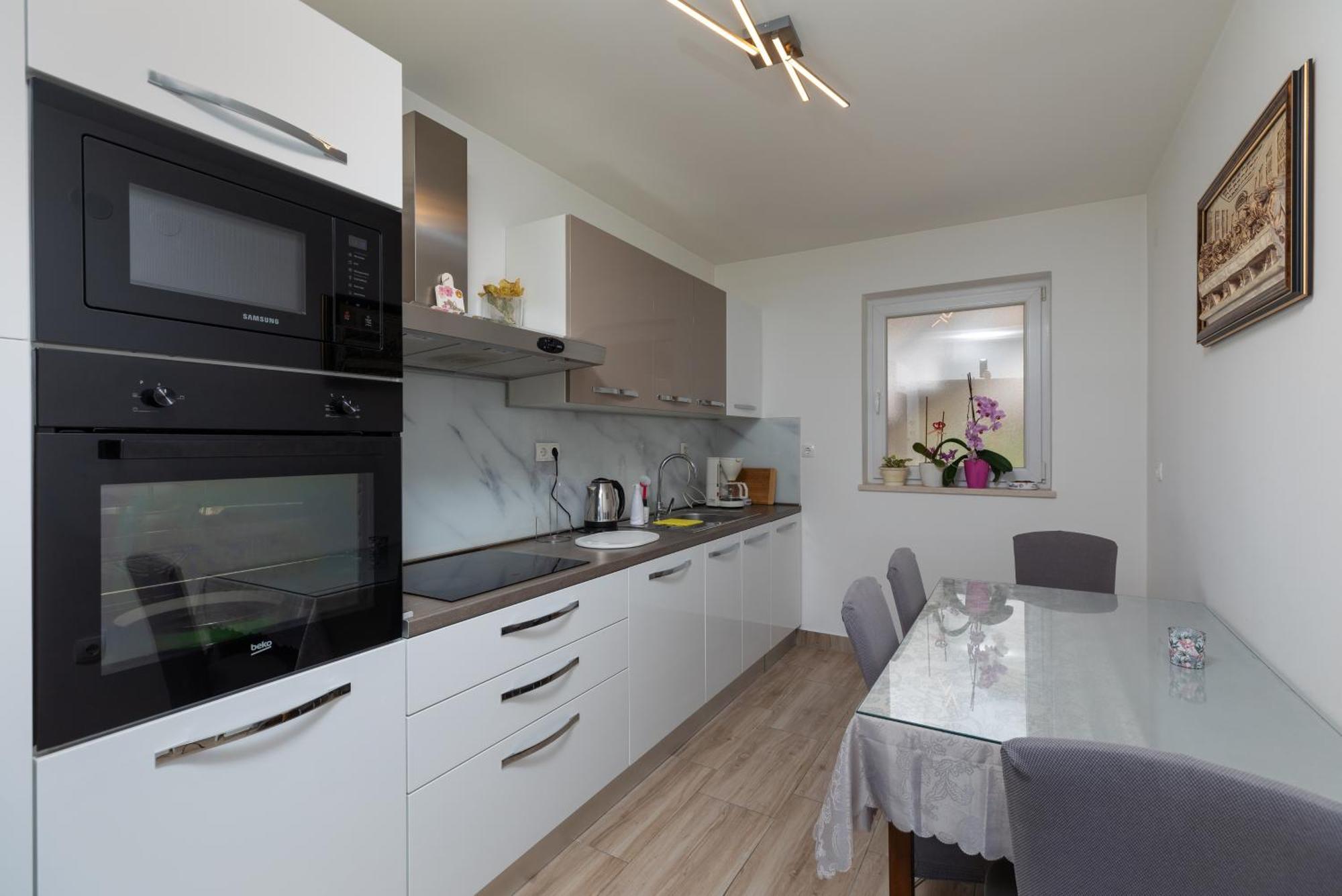 Apartments With A Parking Space Stanici, Omis - 11421 Celina Exterior photo